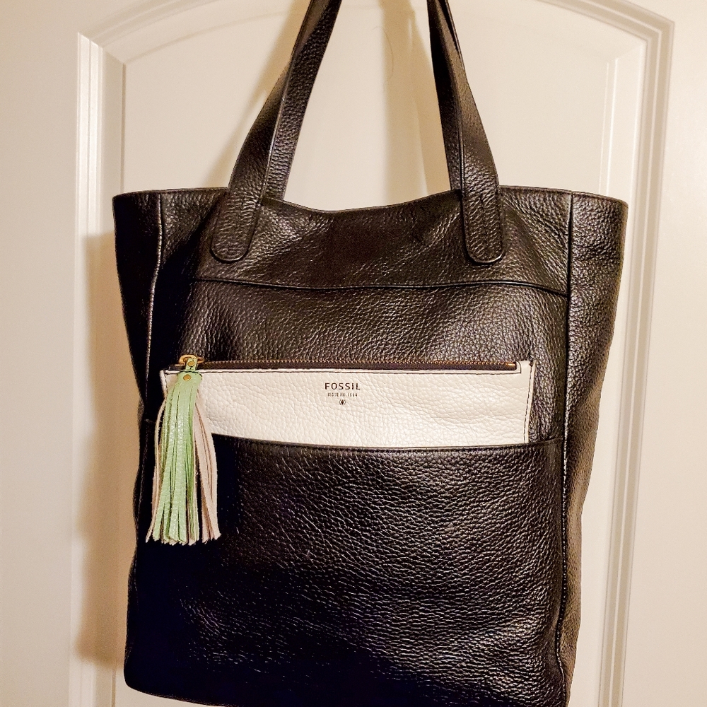 Fossil Tote